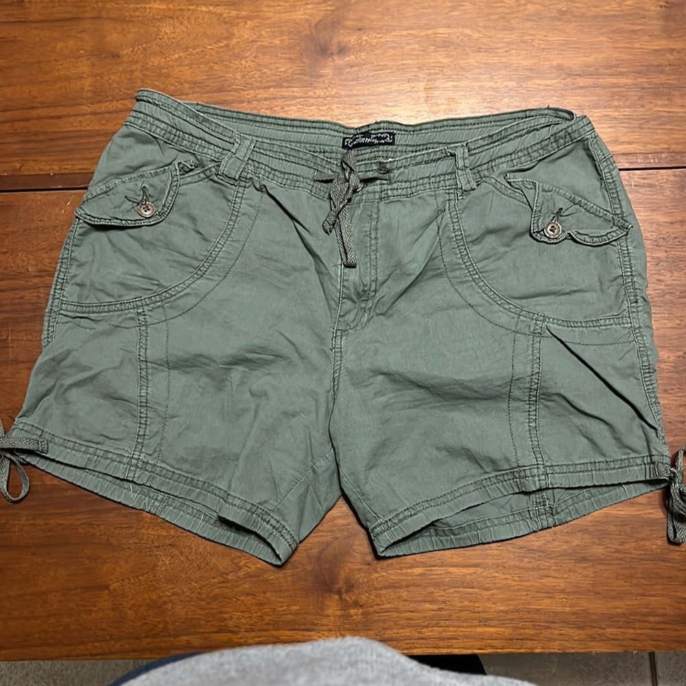 Cute shorts green 16